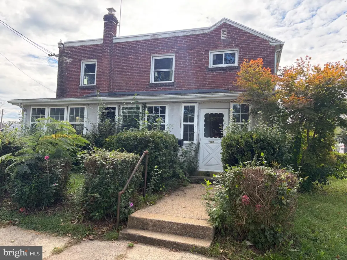 1000 W Bridge St, Phoenixville, PA 19460 - #1