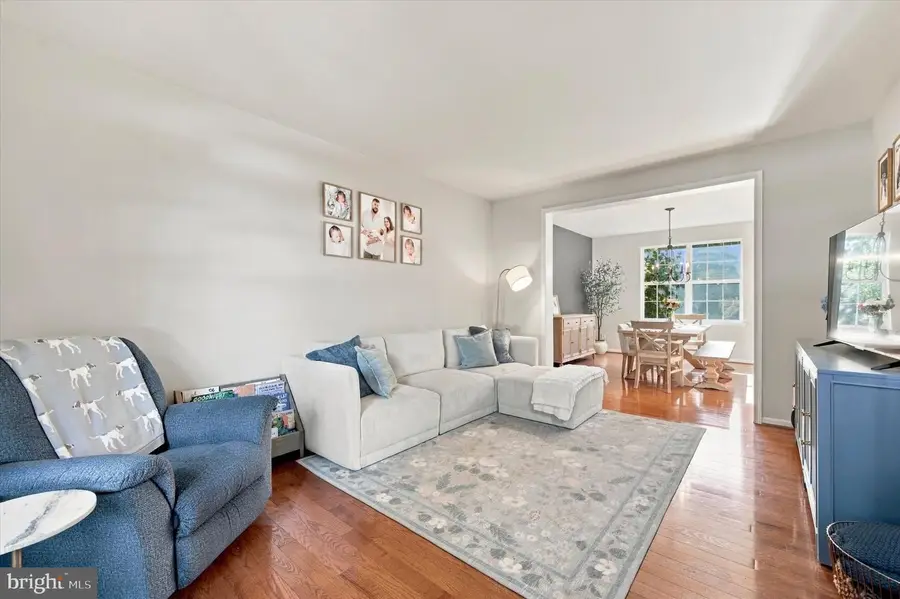 3228 Silbury Hl, Downingtown, PA 19335 - #3