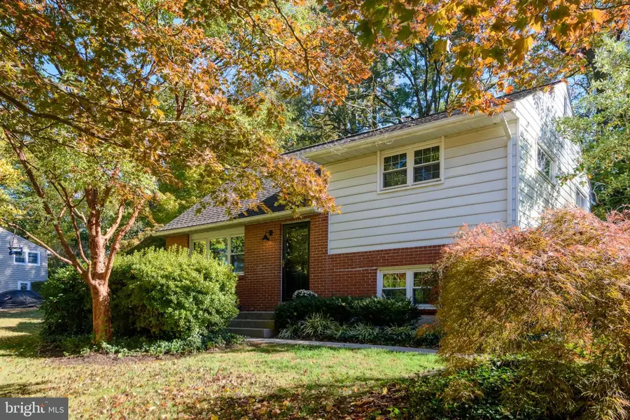946 Queen Dr, West Chester, PA 19380 - #2