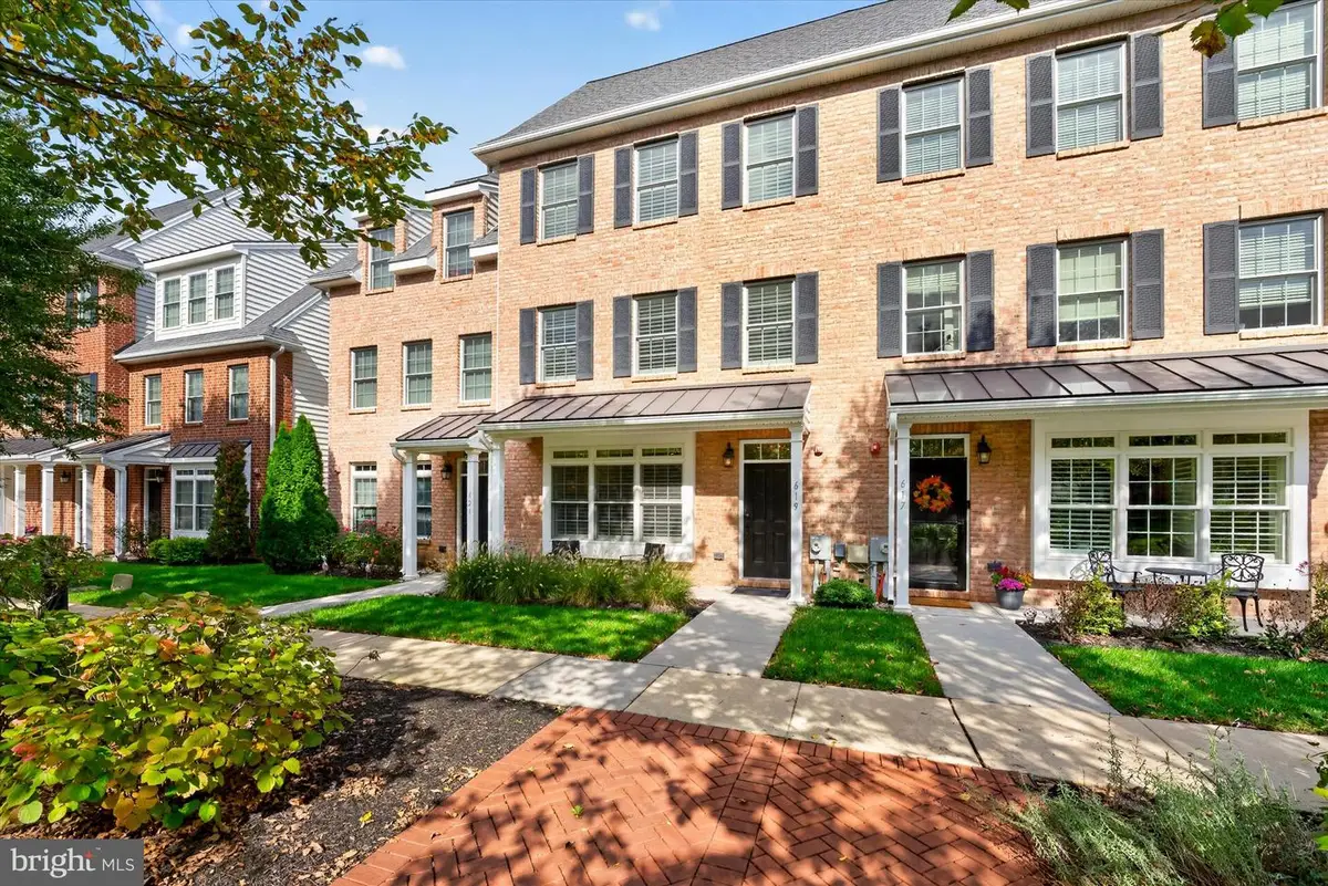 619 Magnolia Ct, Kennett Square, PA 19348 - #1