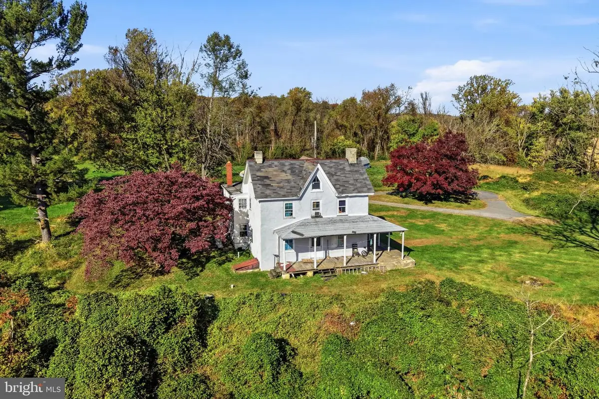 304 Valley Rd, West Grove, PA 19390 - #1