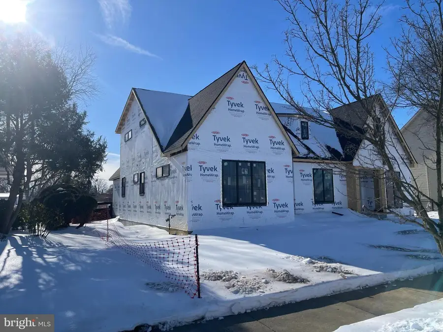 420 Cedar Ave, Hershey, PA 17033 - #2