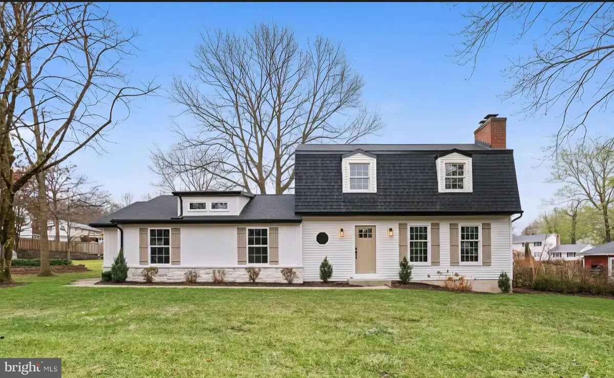 626 Sand Hill Rd, Hershey, PA 17033 - Image #1