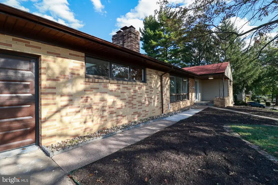 532 Altavista Ave, Harrisburg, PA 17109 - Image #2