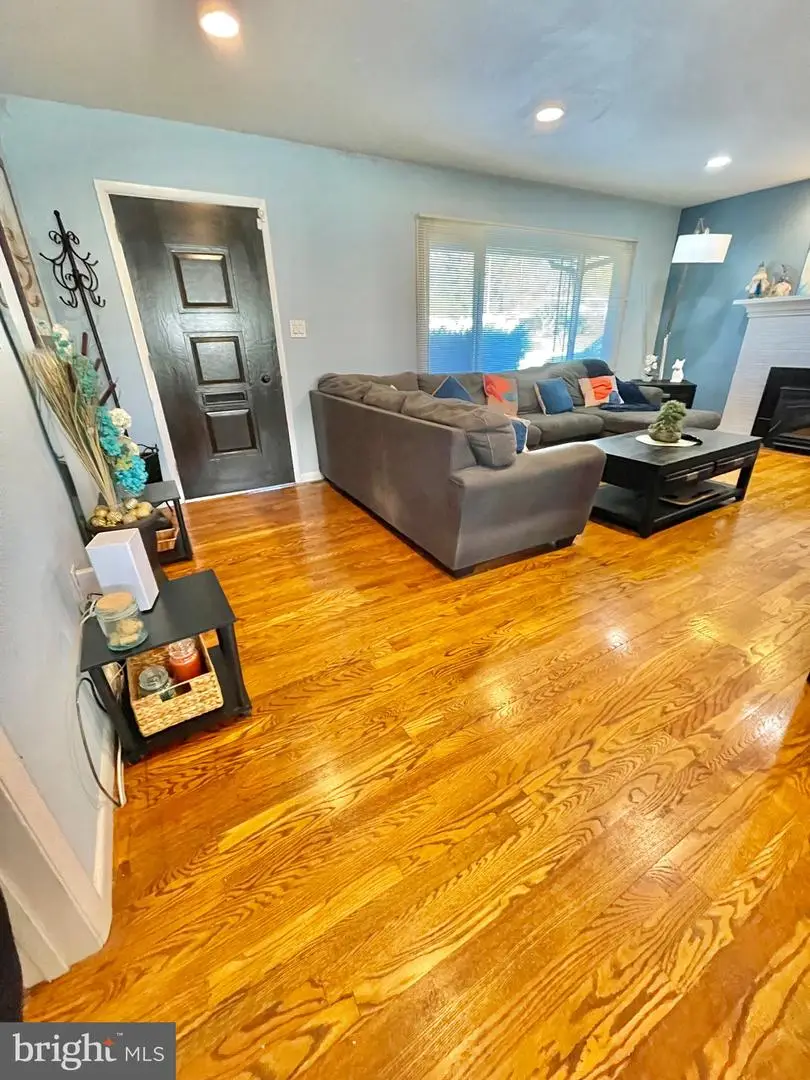 3117 Union Deposit Rd, Harrisburg, PA 17109 - Image #2