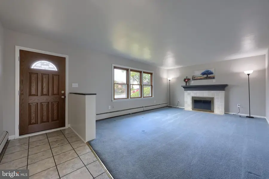 428 Beech Ave, Hershey, PA 17033 - Image #2