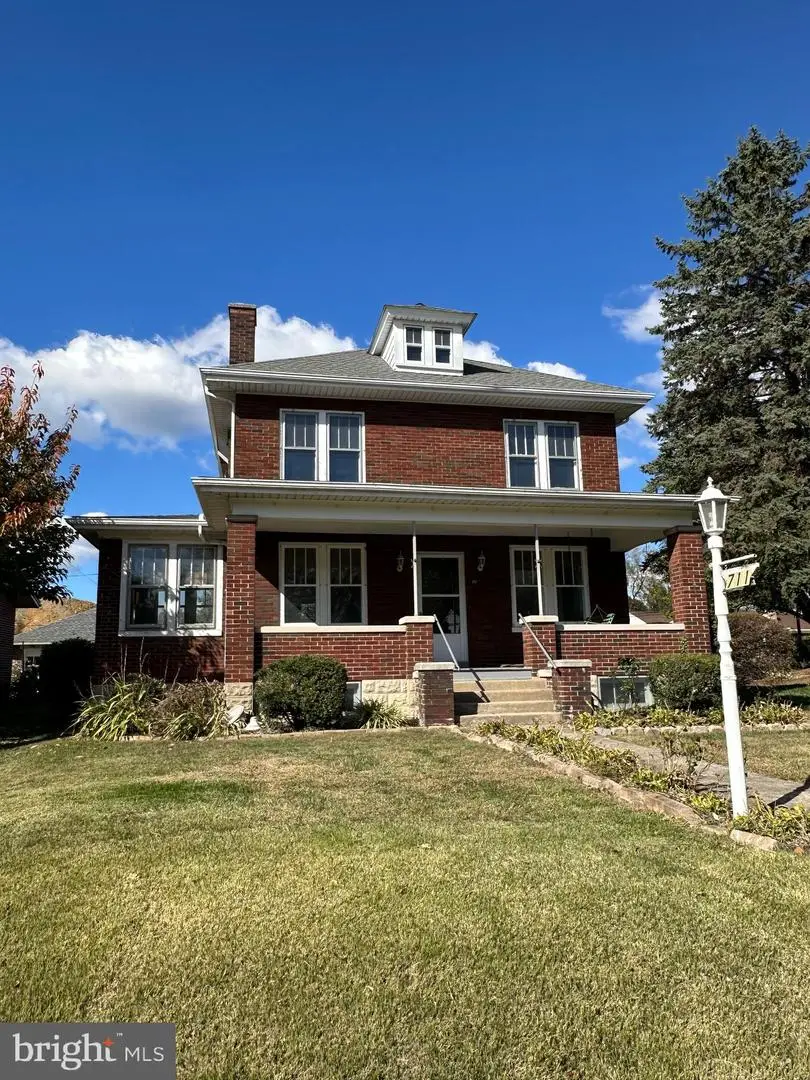 711 Pine St, Steelton, PA 17113 - Image #1