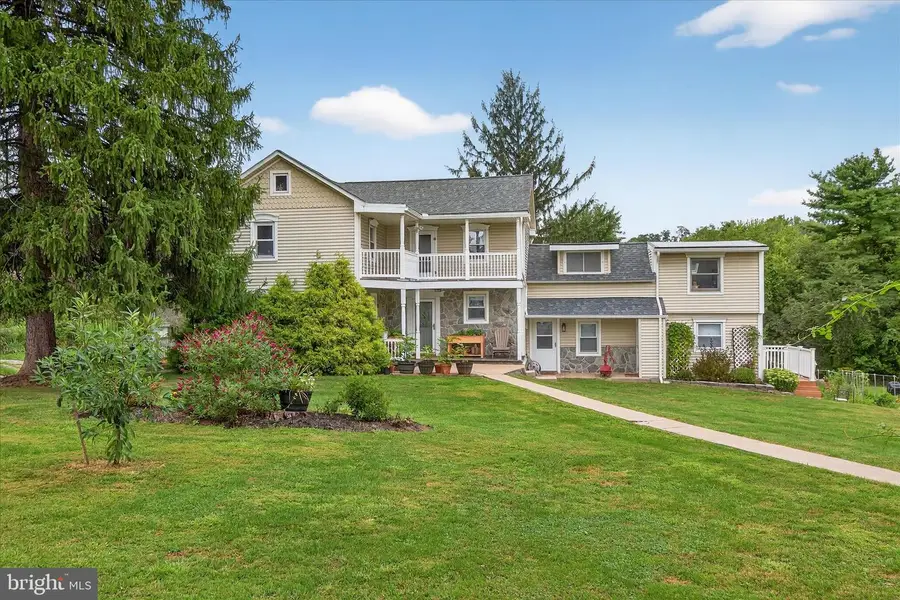 227 Pleasant View Rd, Hummelstown, PA 17036 - Image #2