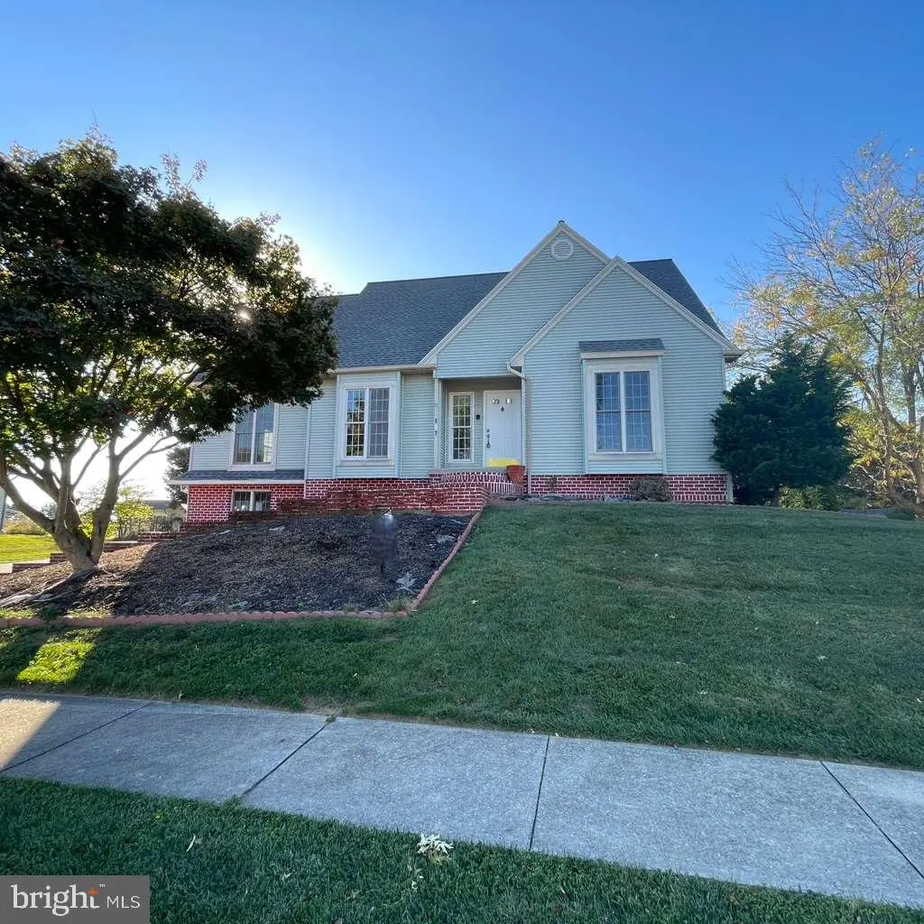 878 Buttermilk Ct, Harrisburg, PA 17111 - Image #1