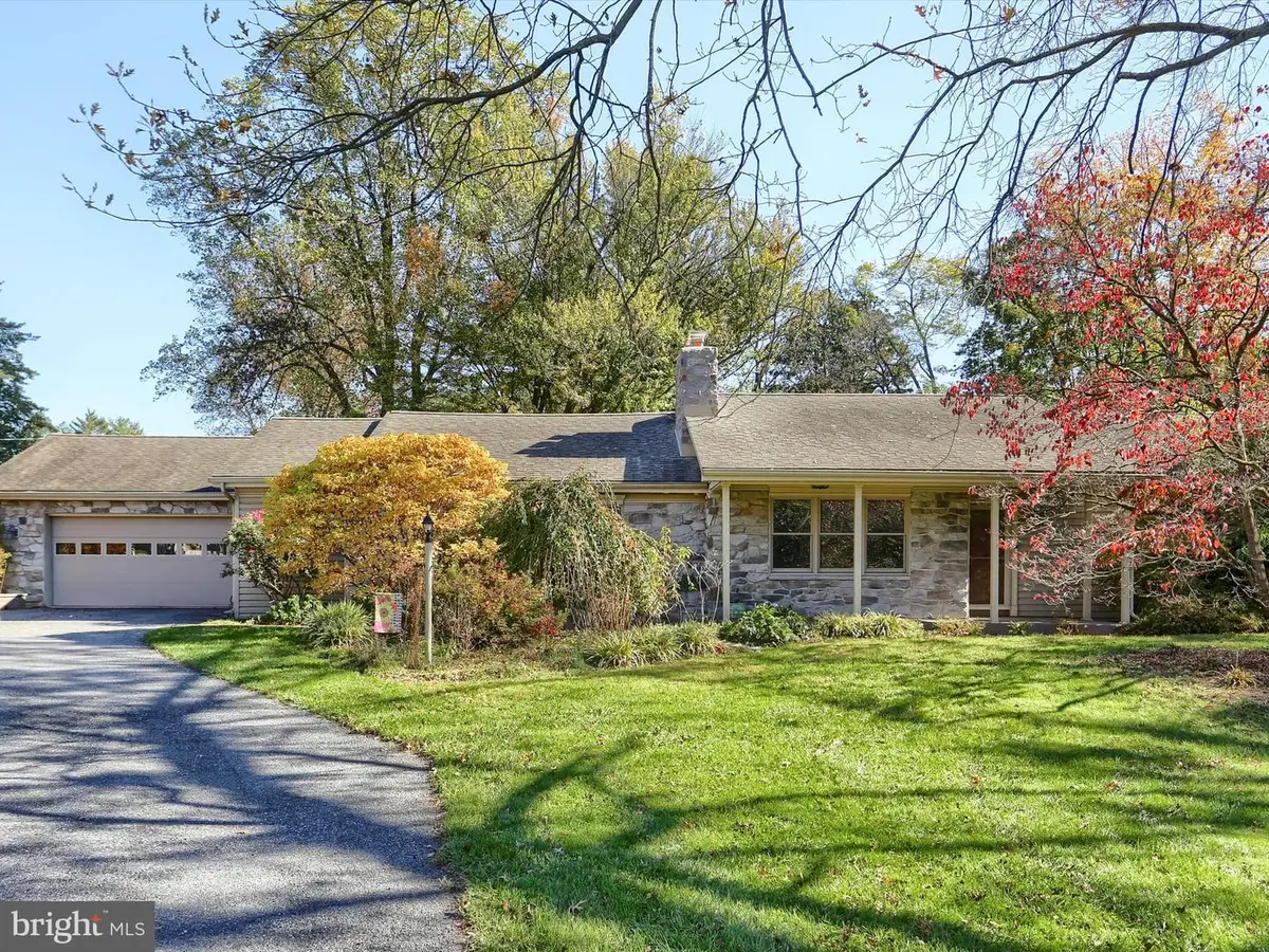 211 Frederick St, Highspire, PA 17034 - Image #1