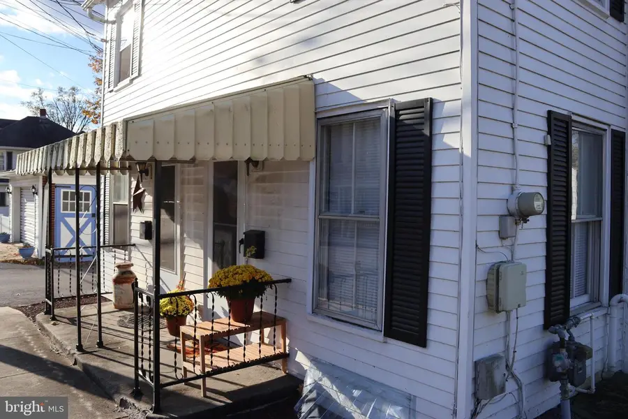 333 & 335 N Catherine St, Middletown, PA 17057 - Image #2