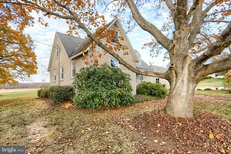 338 Locust St, Halifax, PA 17032 - Image #2