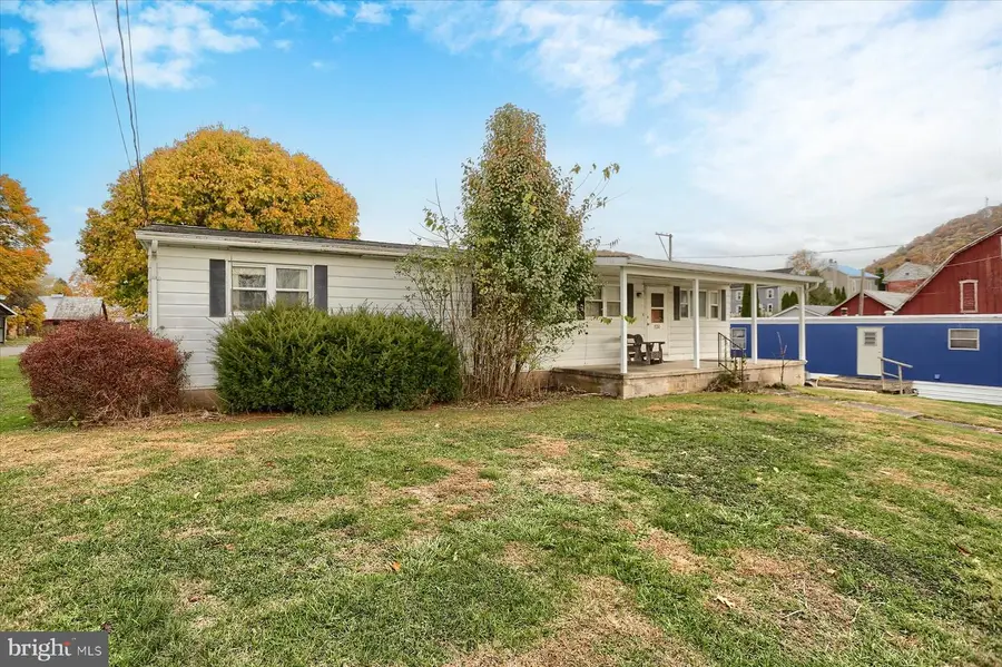 134 N Pine St, Pillow, PA 17080 - Image #3