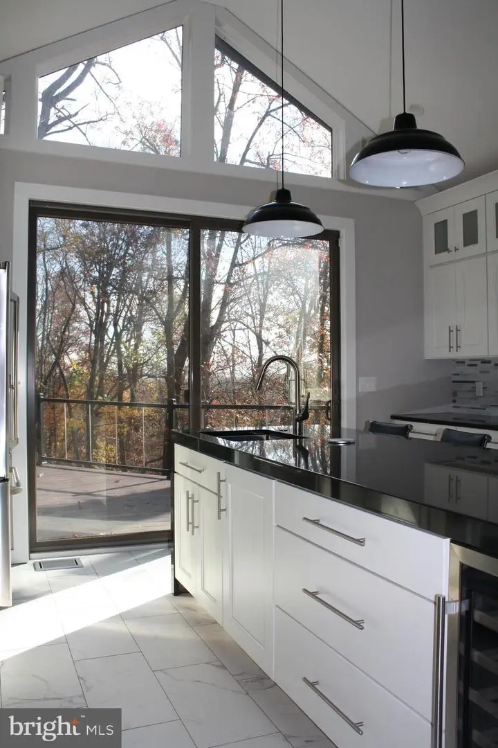 2241 Earl View Dr, Harrisburg, PA 17112 - Image #2