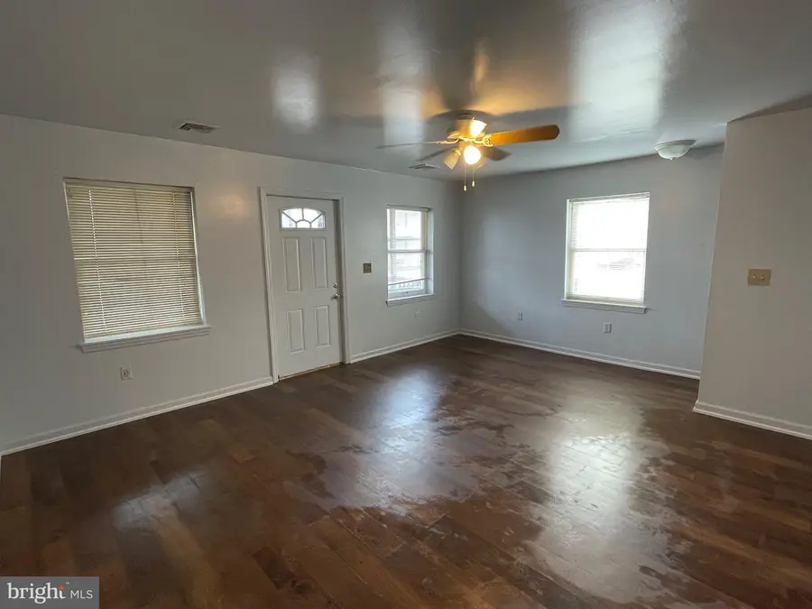 1302 Bailey St, Harrisburg, PA 17103 - Image #2