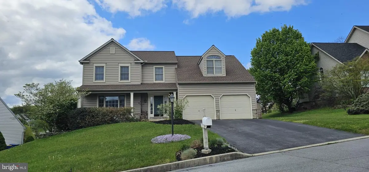 324 Kent Dr, Harrisburg, PA 17111 - #1