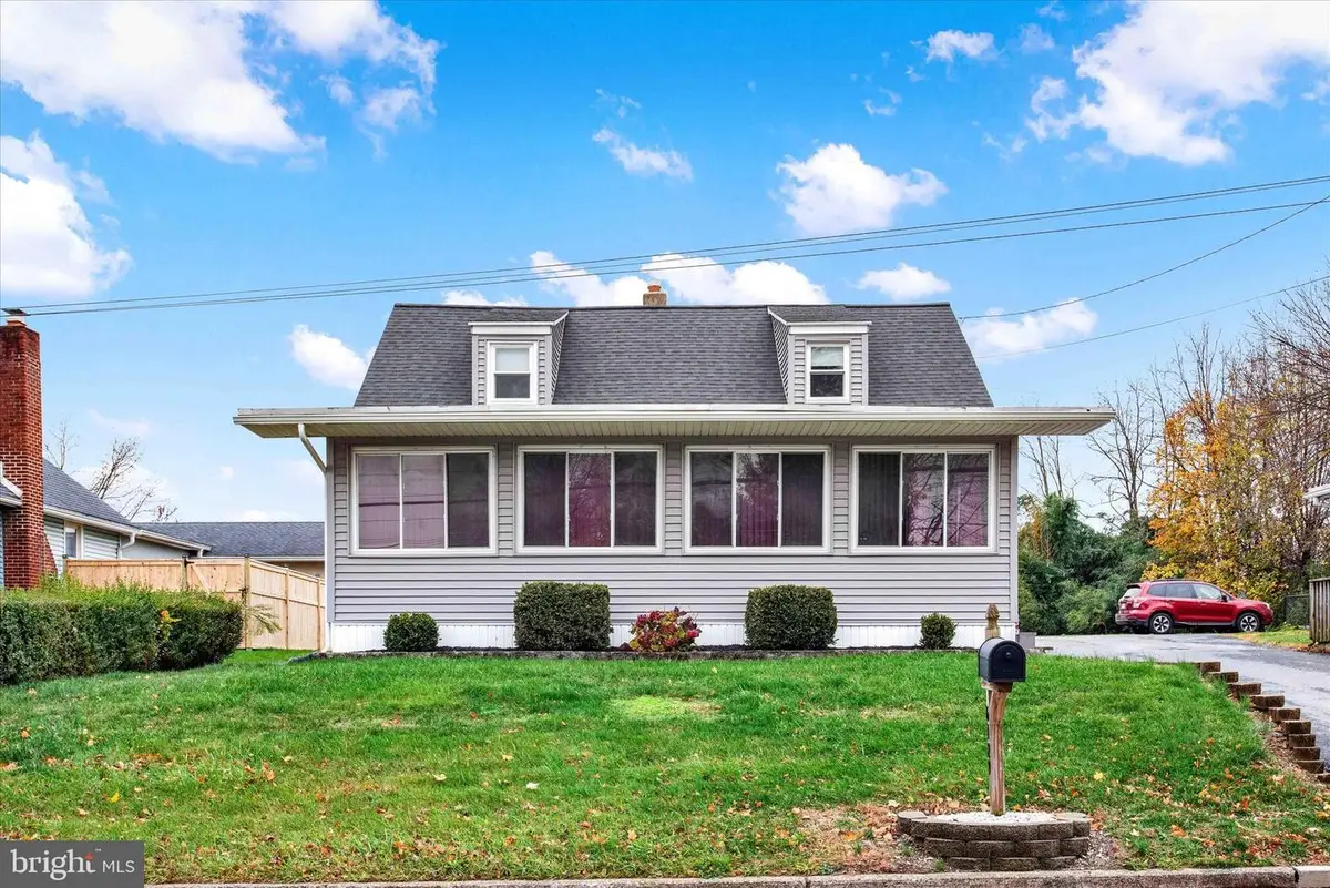 6129 Bluebird Ave, Harrisburg, PA 17112 - Image #1