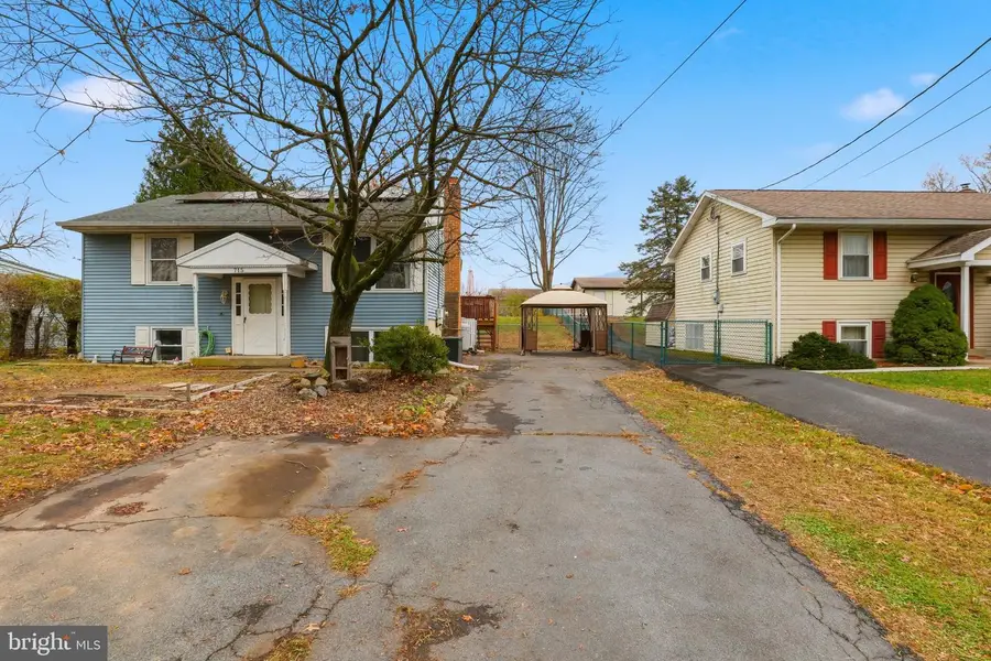 715 Claster Blvd, Dauphin, PA 17018 - Image #2