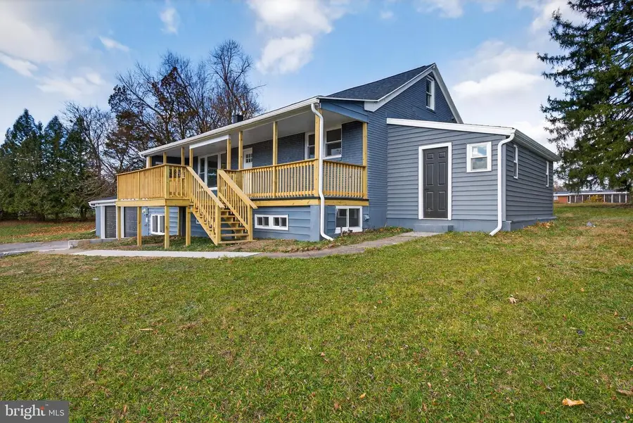 5960 Clover Rd, Harrisburg, PA 17112 - Image #2