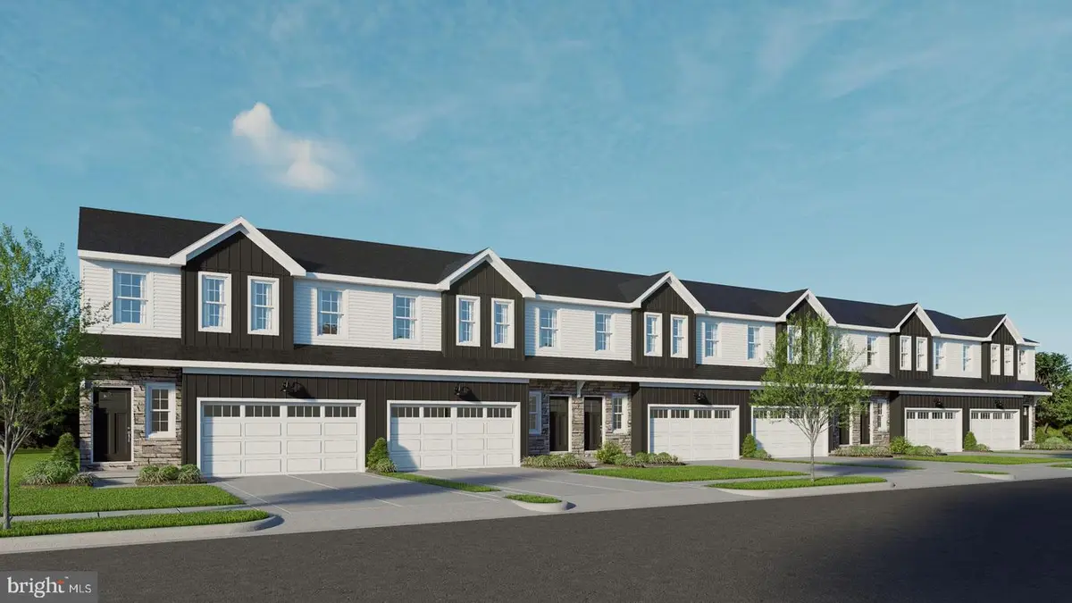 7846 Oak Brook Dr, Harrisburg, PA 17112 - Image #1