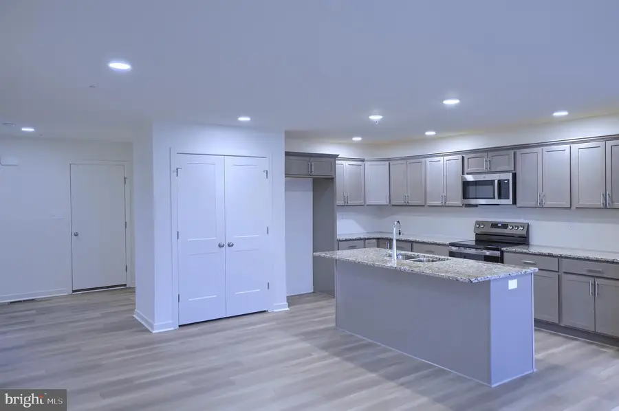 7225 White Oak Blvd, Harrisburg, PA 17112 - Image #3