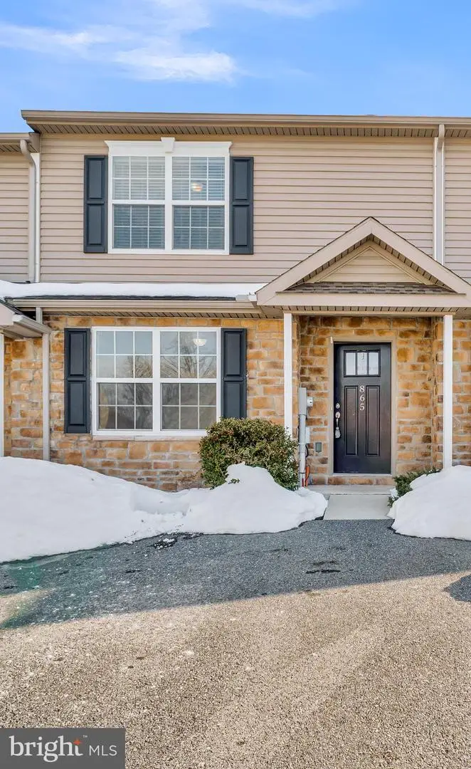 865 Gregs Dr, Harrisburg, PA 17111 - #1