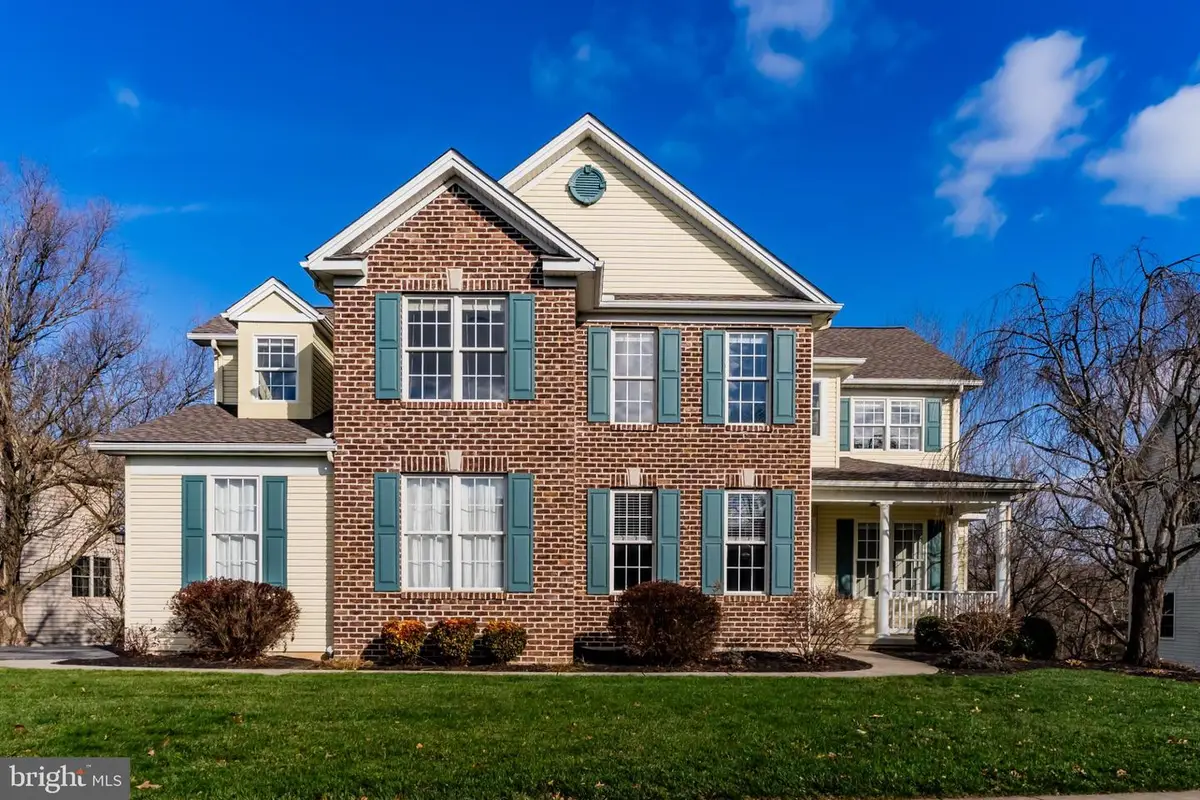 74 Sweet Arrow Dr, Hummelstown, PA 17036 - Image #1