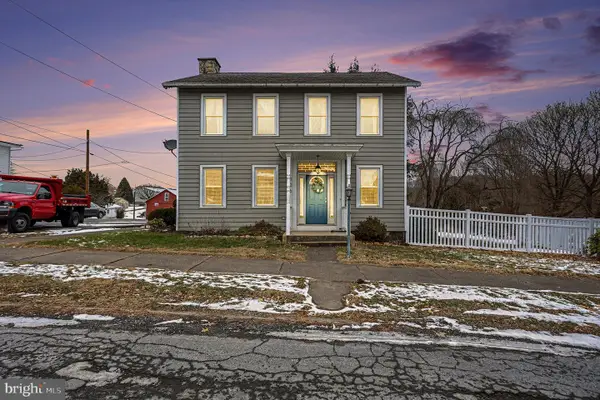 126 E Market St, PILLOW, PA 17080