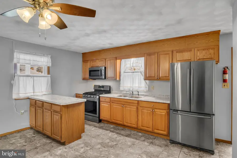 318 E Emaus St, Middletown, PA 17057 - Image #3