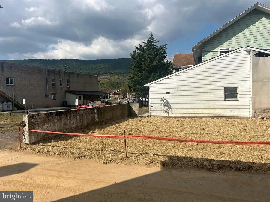 512 Market St, Lykens, PA 17048 - Image #3