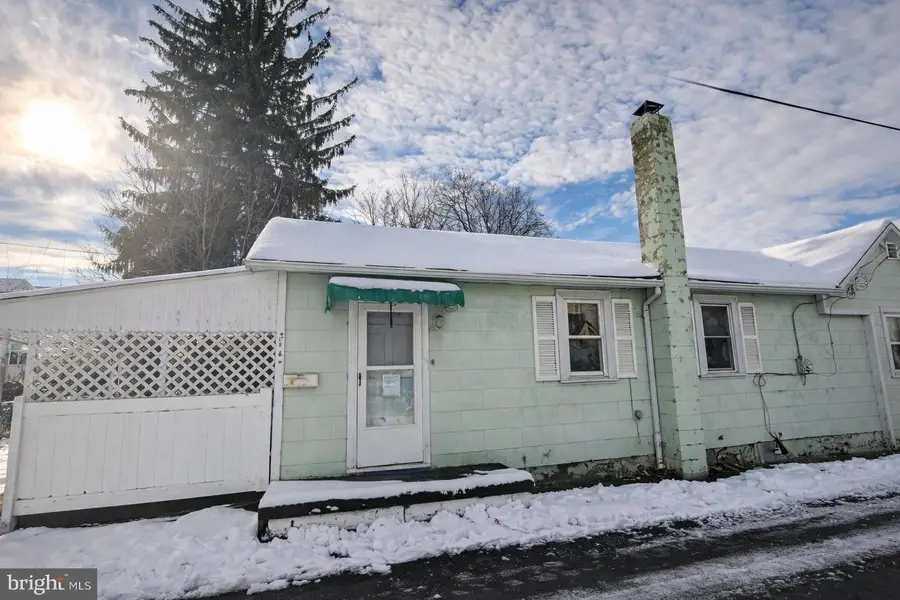 316 1/2 Market St, Lykens, PA 17048 - Image #2