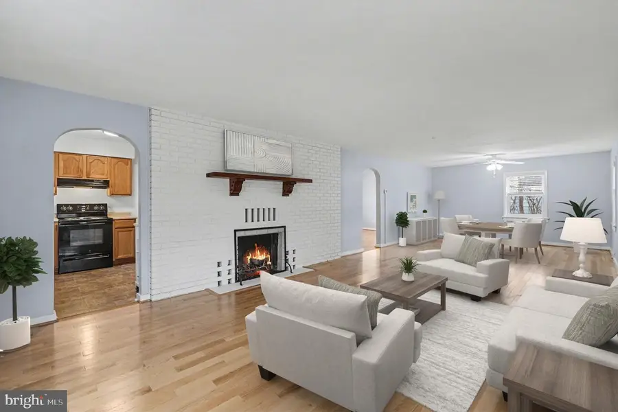 221 N Duke St, Hummelstown, PA 17036 - Image #3