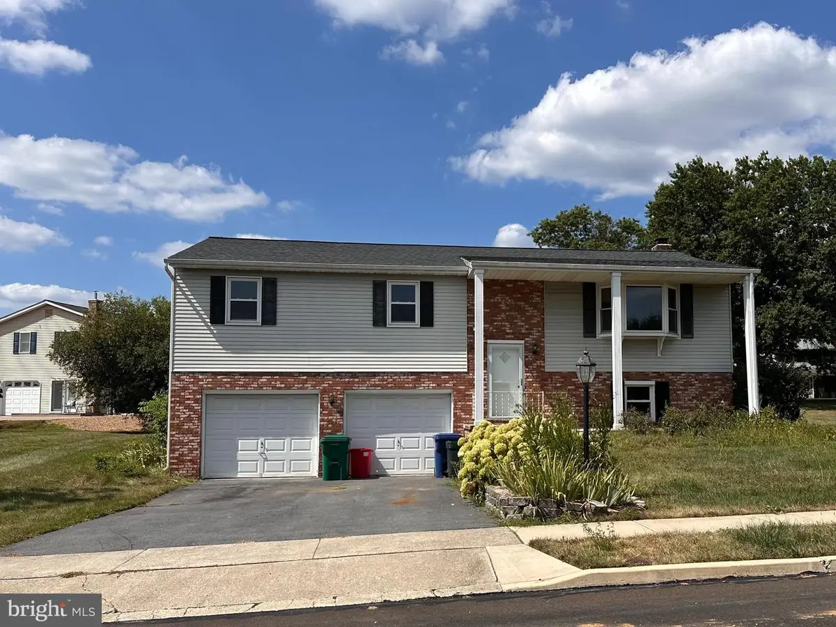 5708 Oak Ave, Harrisburg, PA 17112 - #1