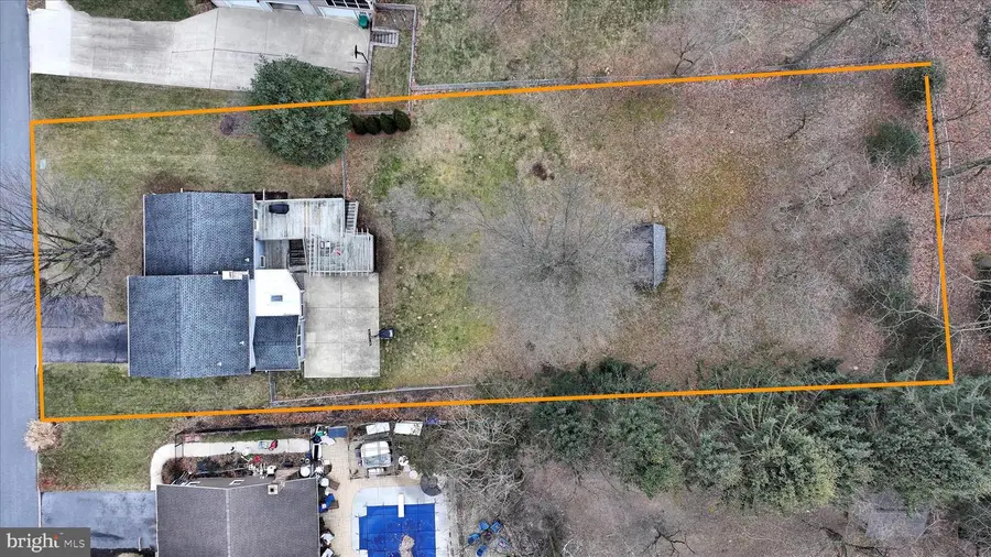 515 Randall Cir, Hummelstown, PA 17036 - Image #3