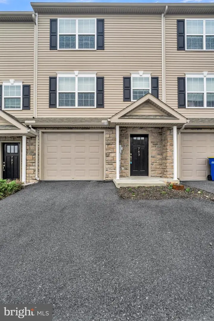 783 Gregs Dr, Harrisburg, PA 17111 - #1