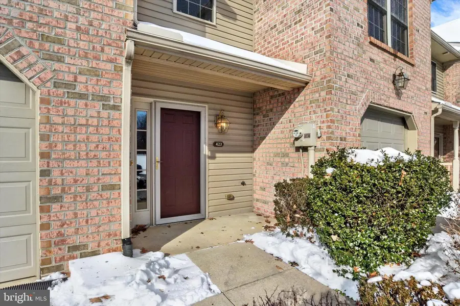 423 Park View Dr, Harrisburg, PA 17110 - #2