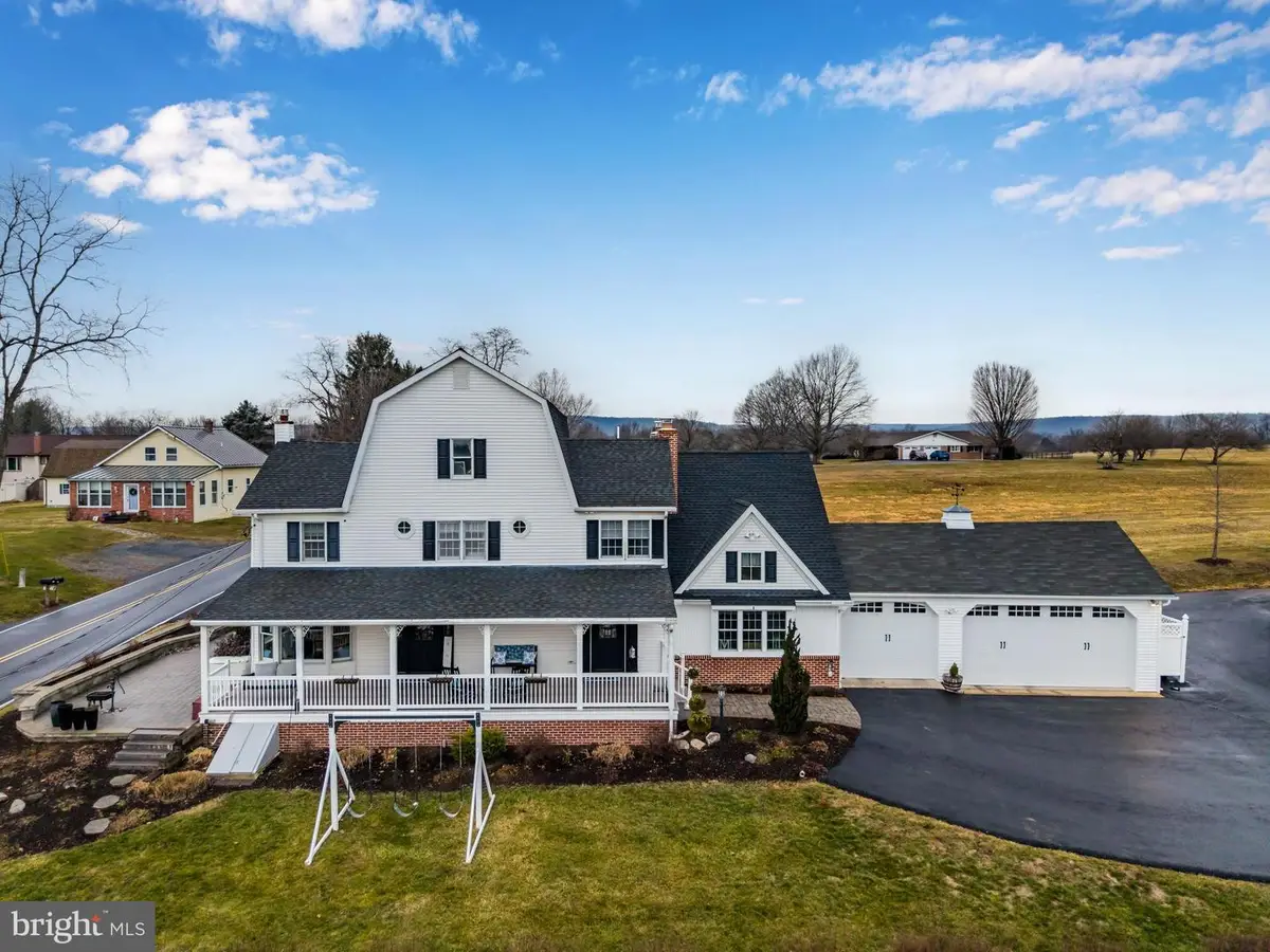 214 N Mill Rd, Harrisburg, PA 17112 - Image #1