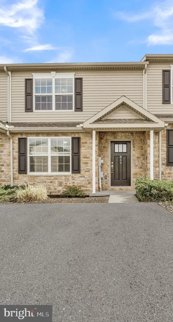 869 Gregs Dr, Harrisburg, PA 17111 - #1
