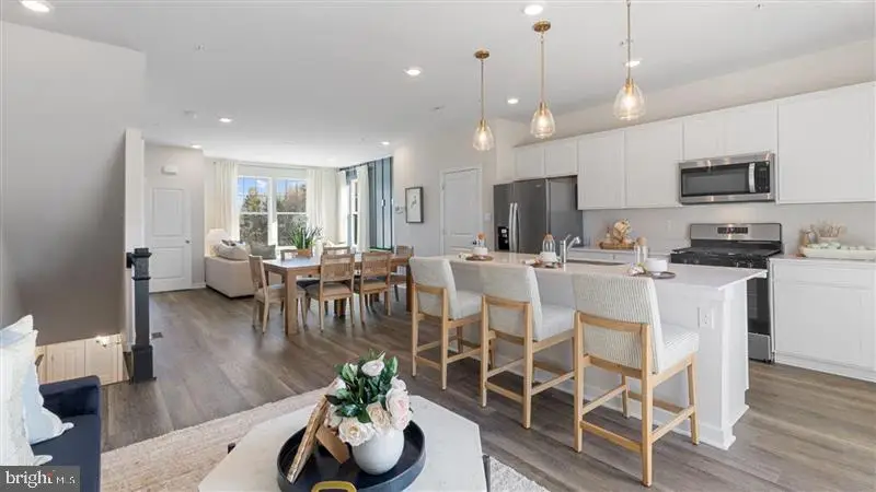 106 Barlett Ln, Harrisburg, PA 17111 - Image #3