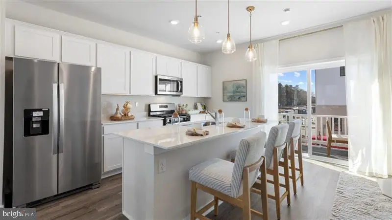 102 Barlett Ln, Harrisburg, PA 17111 - Image #2