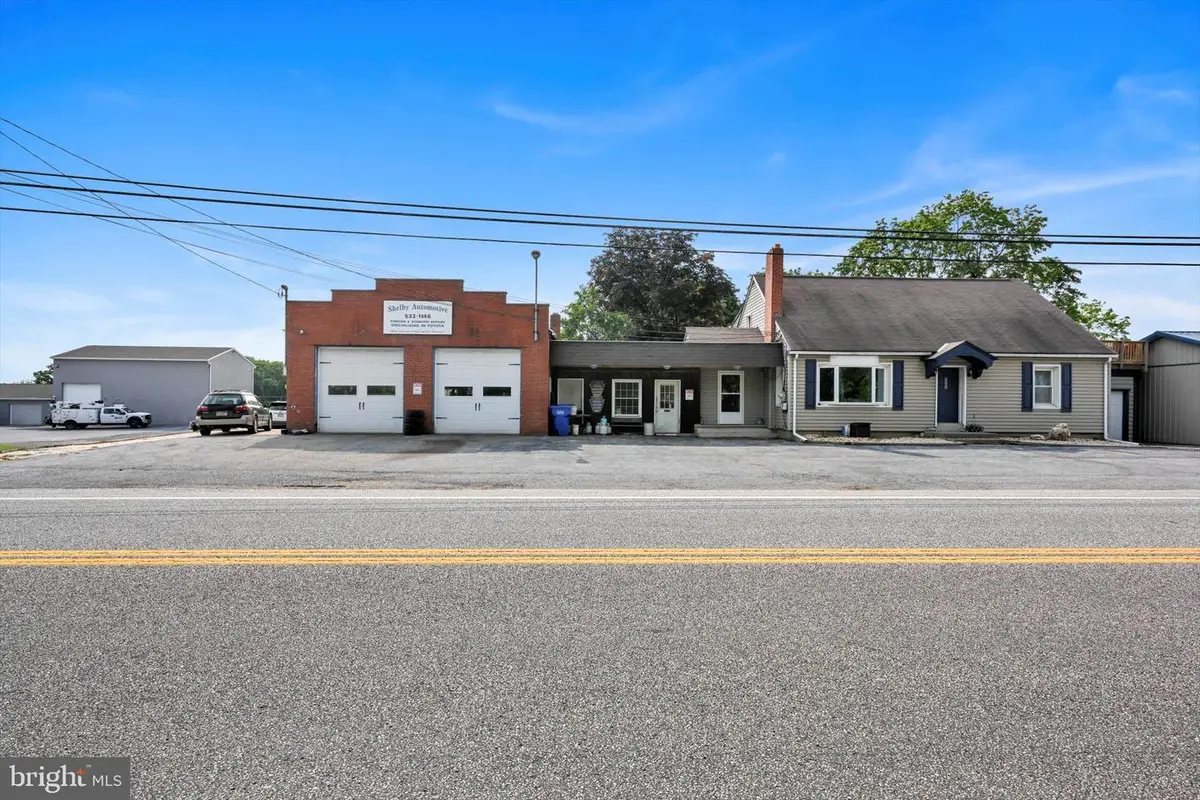 641 Laudermilch Rd, Hummelstown, PA 17036 - Image #1