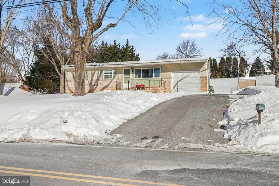 7256 Sandy Hollow Rd, Harrisburg, PA 17112 - Image #2