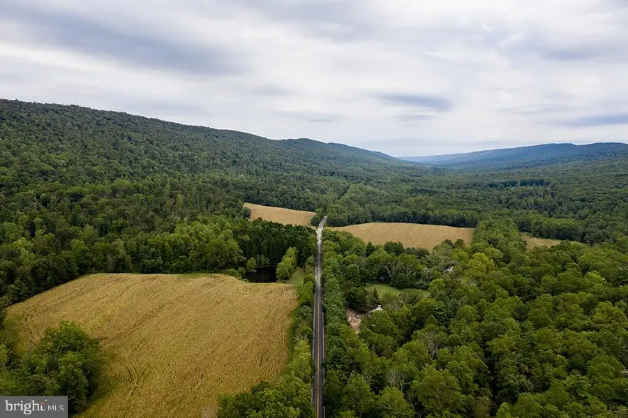 1231 Clarks Valley Rd, Dauphin, PA 17018 - #3