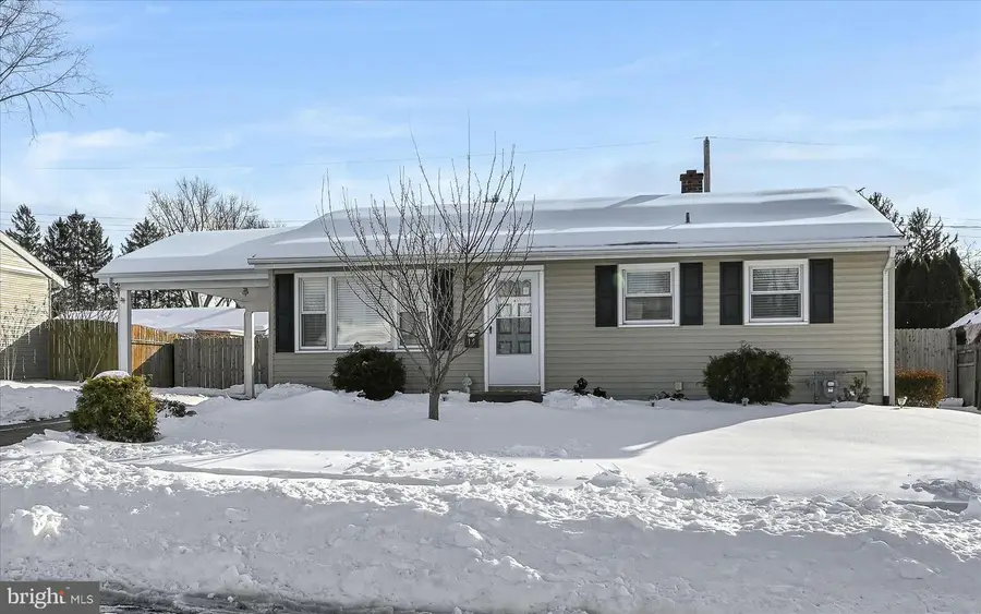 16 Berkley Dr, Middletown, PA 17057 - Image #2