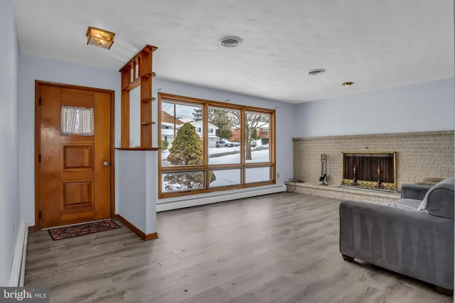 1361 Norton Rd, Harrisburg, PA 17113 - #3