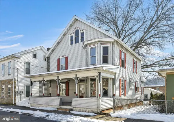 418 North St, MILLERSBURG, PA 17061