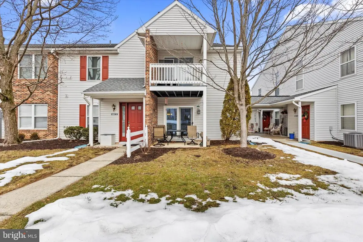 5807-i Hidden Lake Dr, Harrisburg, PA 17111 - #1