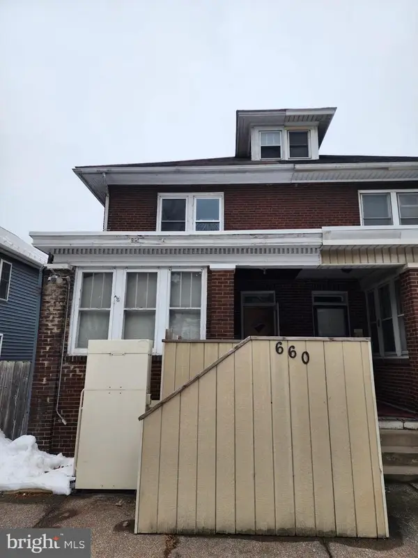 660 S 2nd St, STEELTON, PA 17113