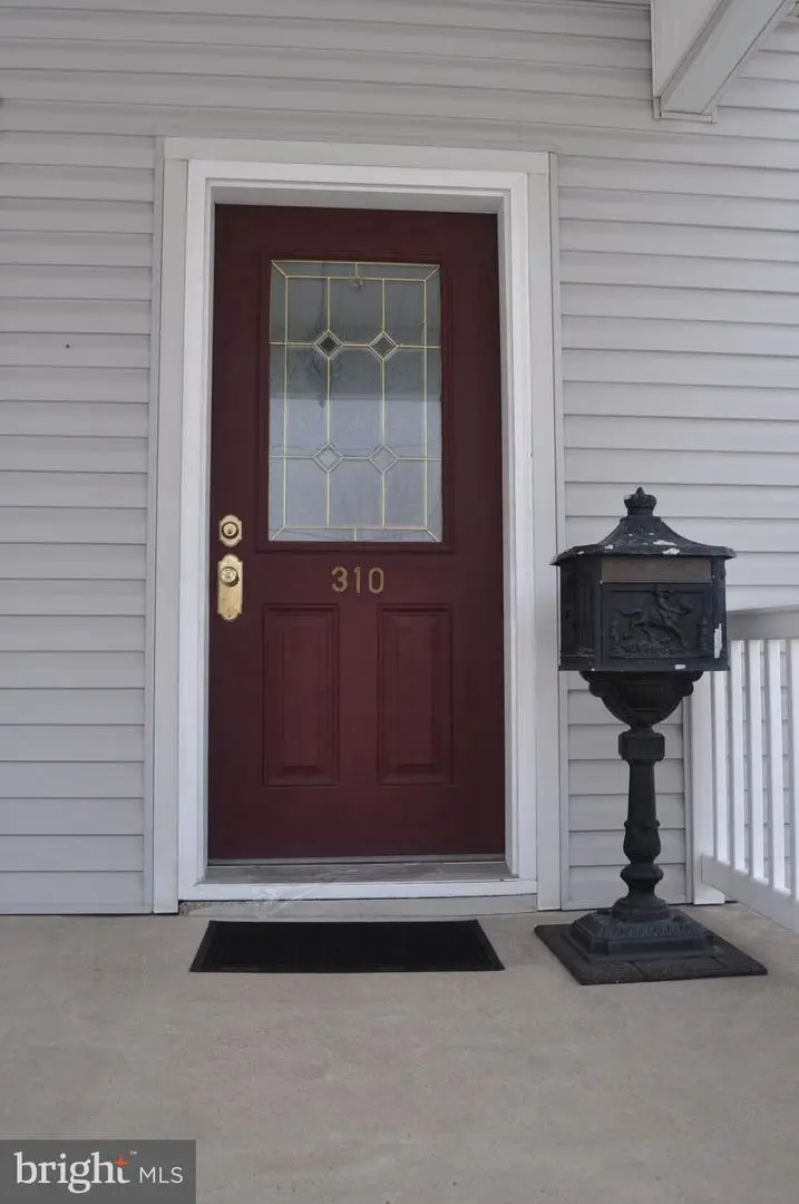 310 E Center St, Millersburg, PA 17061 - #2