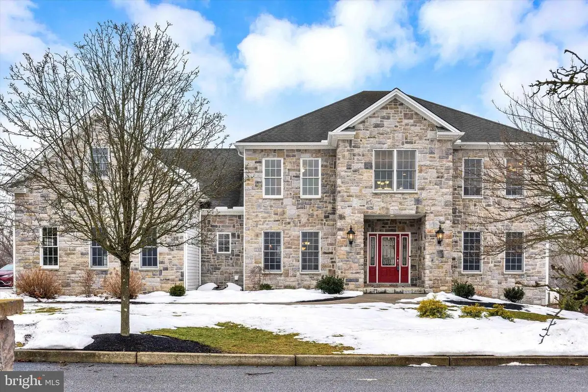 6443 Mccormick Ln, Harrisburg, PA 17111 - #1